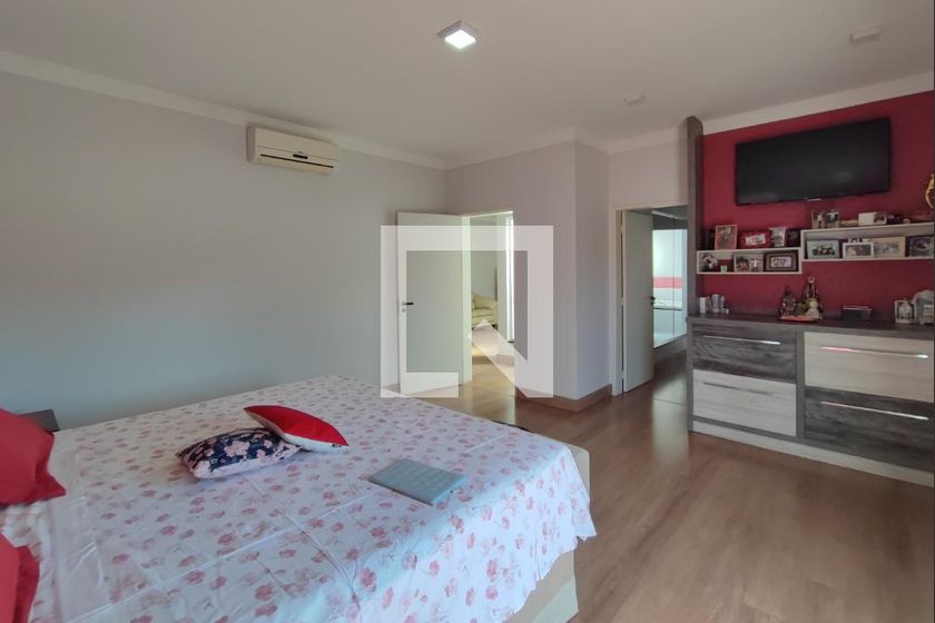 Casa à Venda - Swiss Park, 5 Quartos,  560 m2 em , Campinas - sp | SoloBR