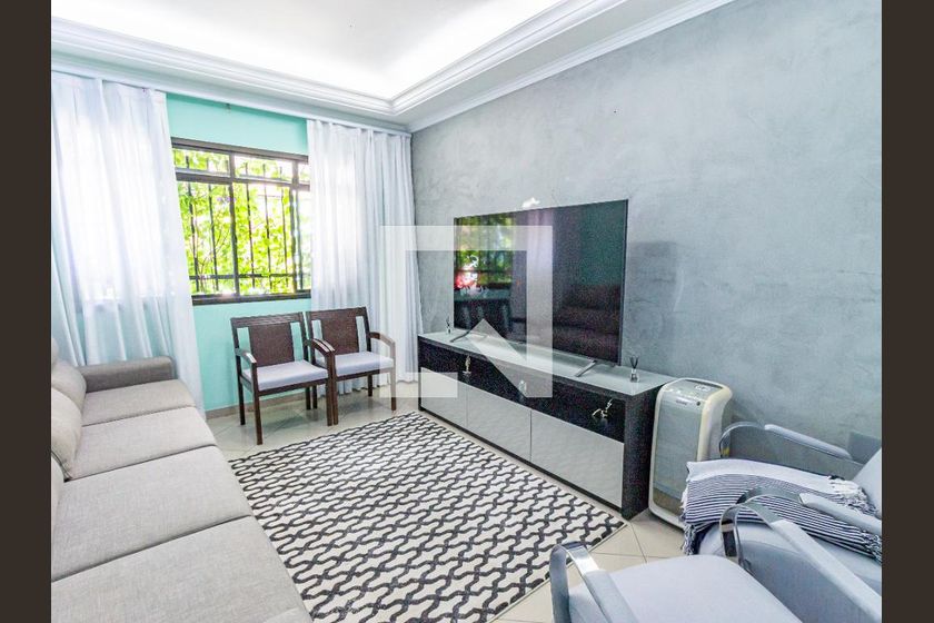 Casa, 3 quartos, 200 m² - Foto 1