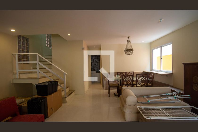 Casa, 5 quartos, 251 m² - Foto 2