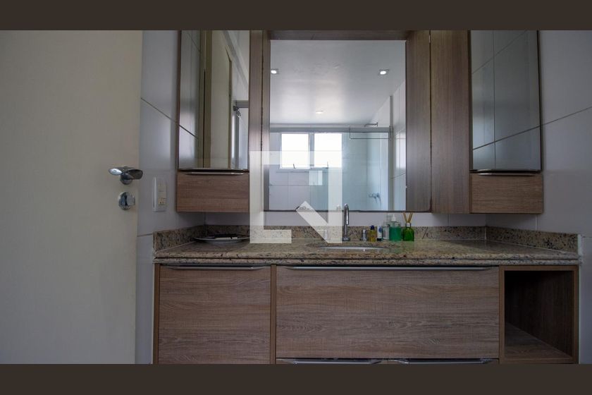 Casa, 5 quartos, 251 m² - Foto 17