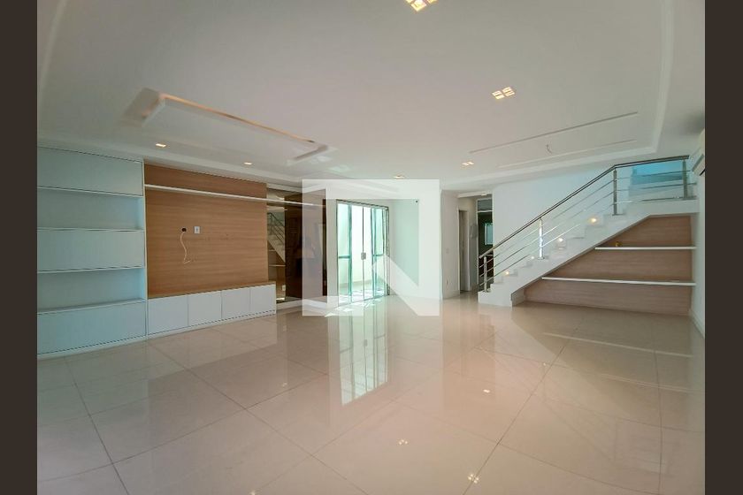 Casa, 5 quartos, 290 m² - Foto 1