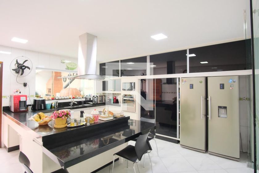 Casa, 3 quartos, 256 m² - Foto 83