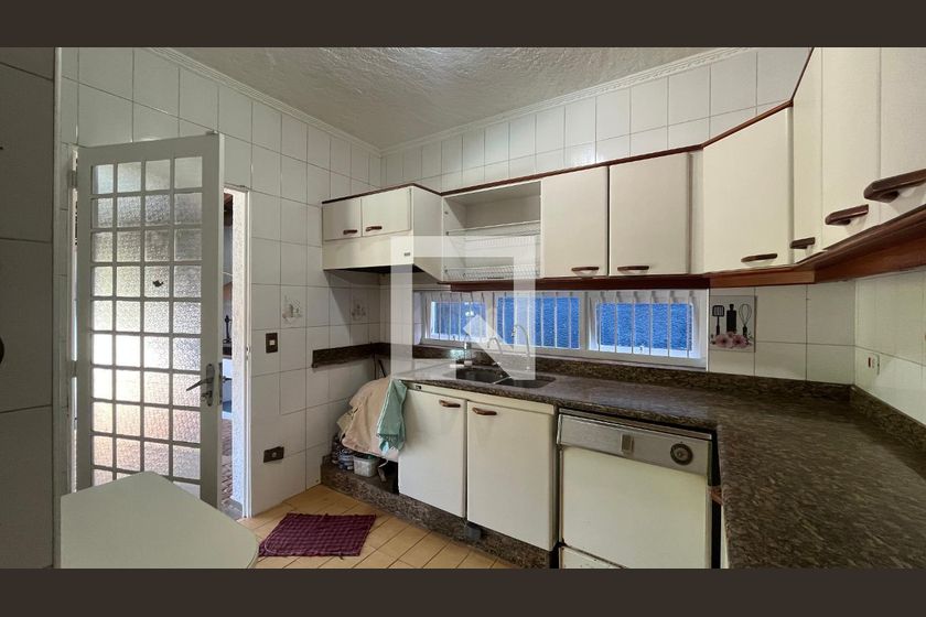 Casa à Venda - Barão Geraldo - Centro, 4 Quartos,  675 m2 em , Campinas - sp | SoloBR