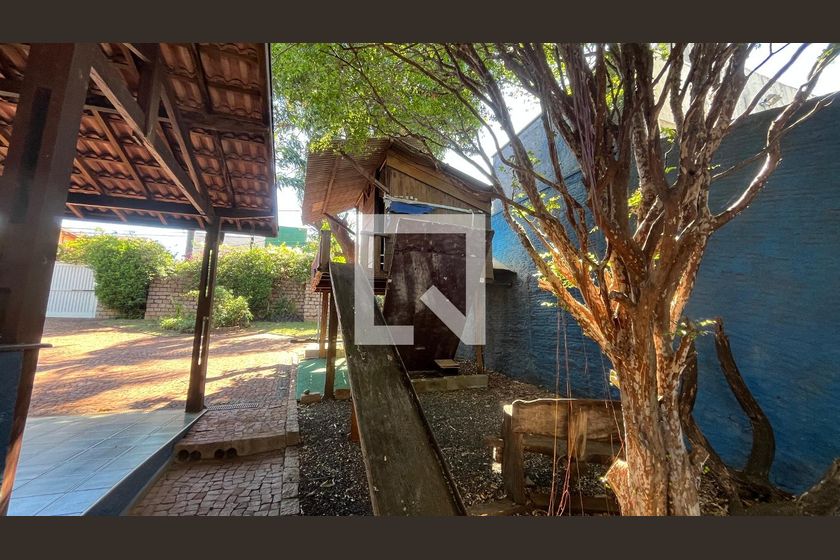 Casa à Venda - Barão Geraldo - Centro, 4 Quartos,  675 m2 em , Campinas - sp | SoloBR