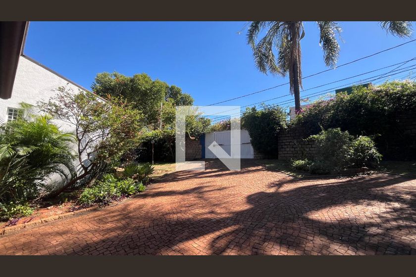 Casa à Venda - Barão Geraldo - Centro, 4 Quartos,  675 m2 em , Campinas - sp | SoloBR