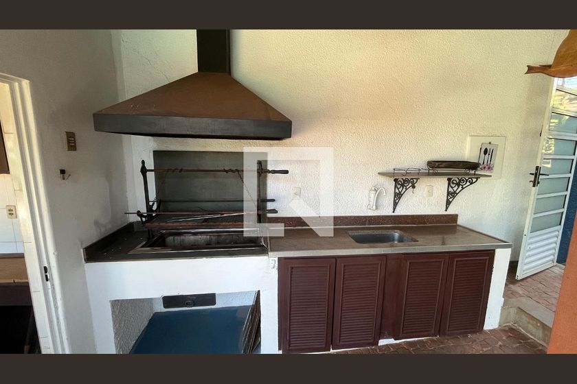 Casa à Venda - Barão Geraldo - Centro, 4 Quartos,  675 m2 em , Campinas - sp | SoloBR
