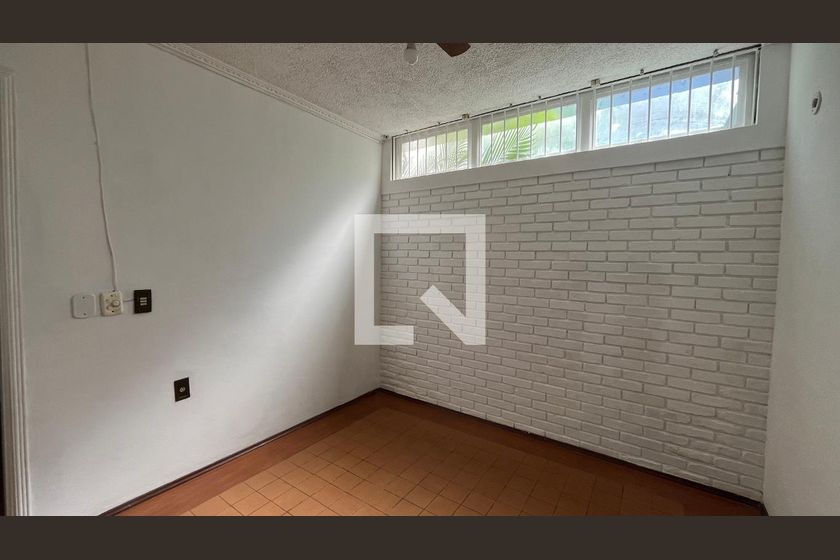 Casa à Venda - Barão Geraldo - Centro, 4 Quartos,  675 m2 em , Campinas - sp | SoloBR