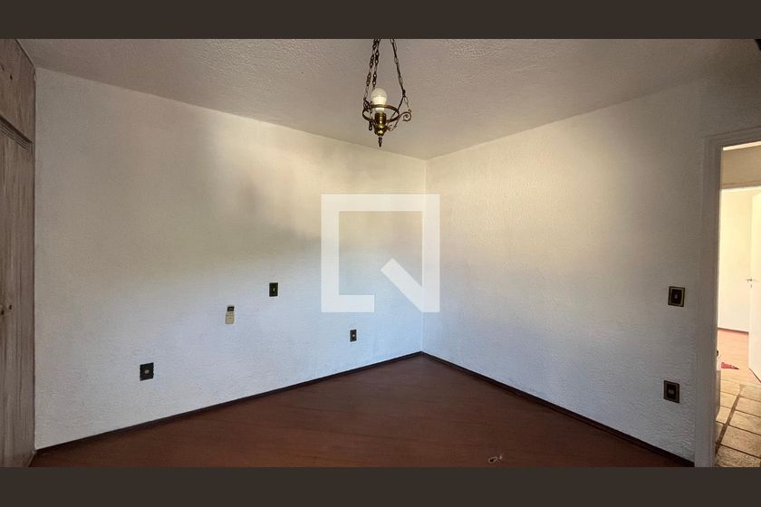 Casa à Venda - Barão Geraldo - Centro, 4 Quartos,  675 m2 em , Campinas - sp | SoloBR