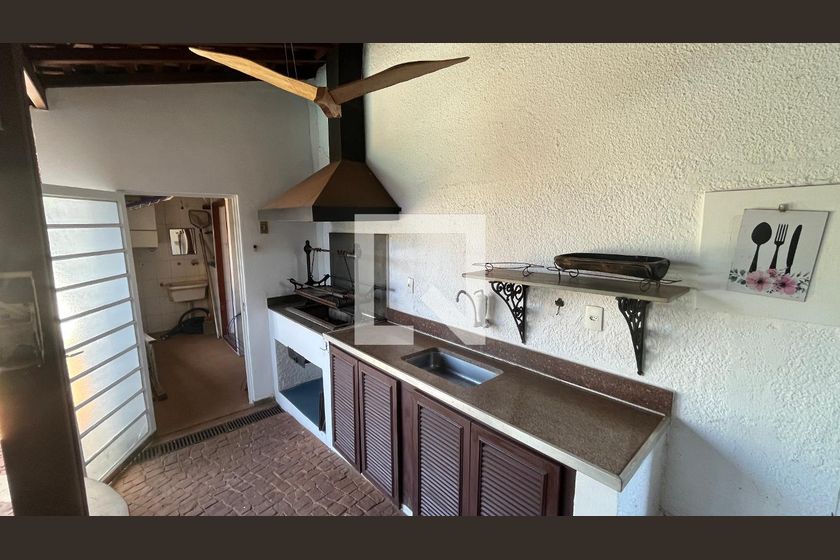 Casa à Venda - Barão Geraldo - Centro, 4 Quartos,  675 m2 em , Campinas - sp | SoloBR