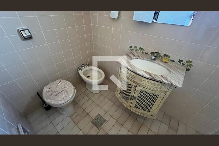 Casa à Venda - Barão Geraldo - Centro, 4 Quartos,  675 m2 em , Campinas - sp | SoloBR