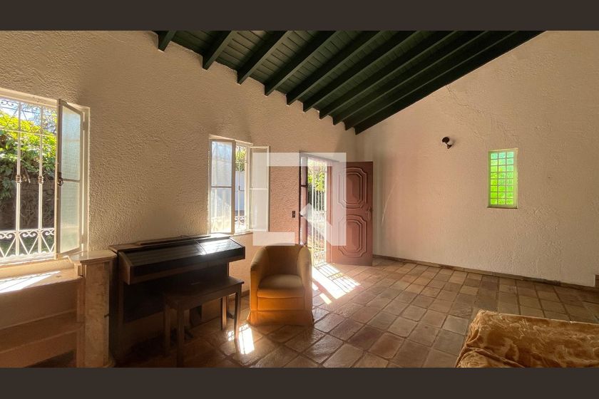 Casa à Venda - Barão Geraldo - Centro, 4 Quartos,  675 m2 em , Campinas - sp | SoloBR