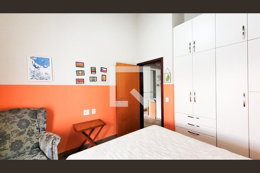 Casa à Venda - Lot. Alphaville Campinas, 5 Quartos,  413 m2 em , Campinas - sp | SoloBR