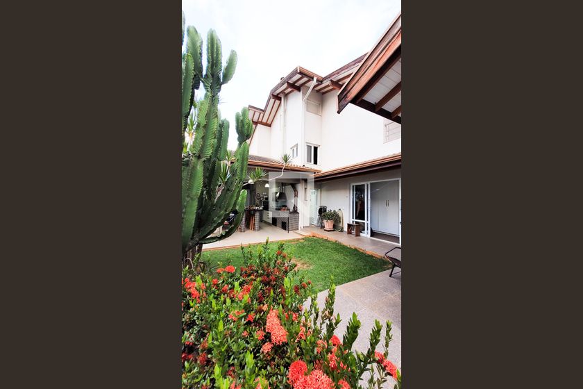 Casa à Venda - Lot. Alphaville Campinas, 5 Quartos,  413 m2 em , Campinas - sp | SoloBR