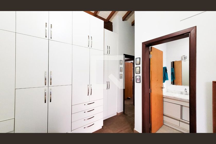 Casa à Venda - Lot. Alphaville Campinas, 5 Quartos,  413 m2 em , Campinas - sp | SoloBR
