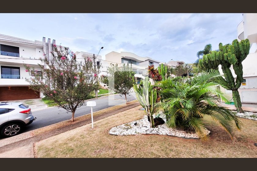 Casa à Venda - Lot. Alphaville Campinas, 5 Quartos,  413 m2 em , Campinas - sp | SoloBR