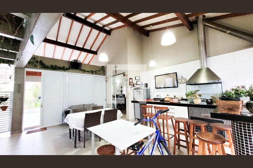 Casa à Venda - Lot. Alphaville Campinas, 5 Quartos,  413 m2 em , Campinas - sp | SoloBR
