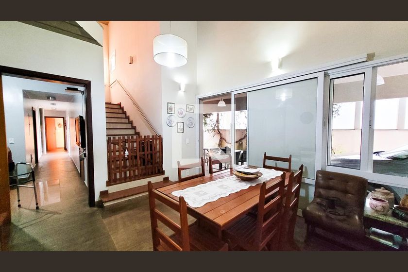 Casa à Venda - Lot. Alphaville Campinas, 5 Quartos,  413 m2 em , Campinas - sp | SoloBR