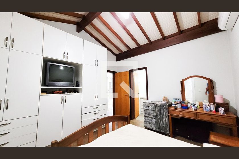 Casa à Venda - Lot. Alphaville Campinas, 5 Quartos,  413 m2 em , Campinas - sp | SoloBR