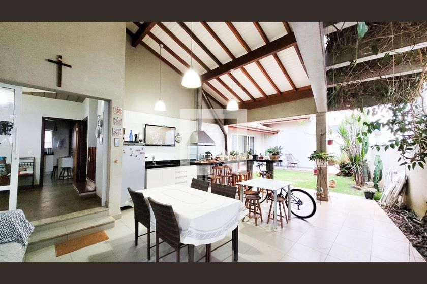 Casa à Venda - Lot. Alphaville Campinas, 5 Quartos,  413 m2 em , Campinas - sp | SoloBR