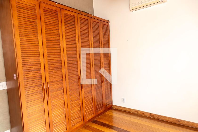 Casa, 3 quartos, 360 m² - Foto 29