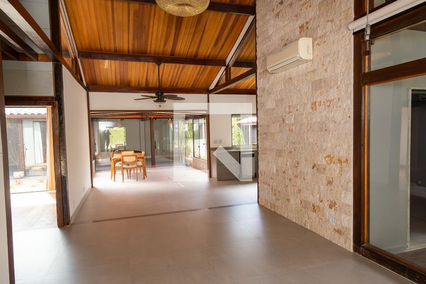 Casa, 3 quartos, 360 m² - Foto 3