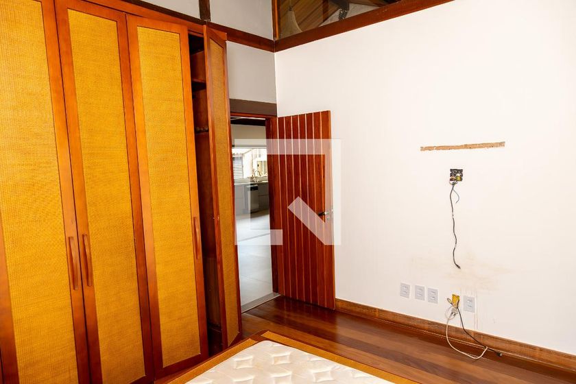 Casa, 3 quartos, 360 m² - Foto 23