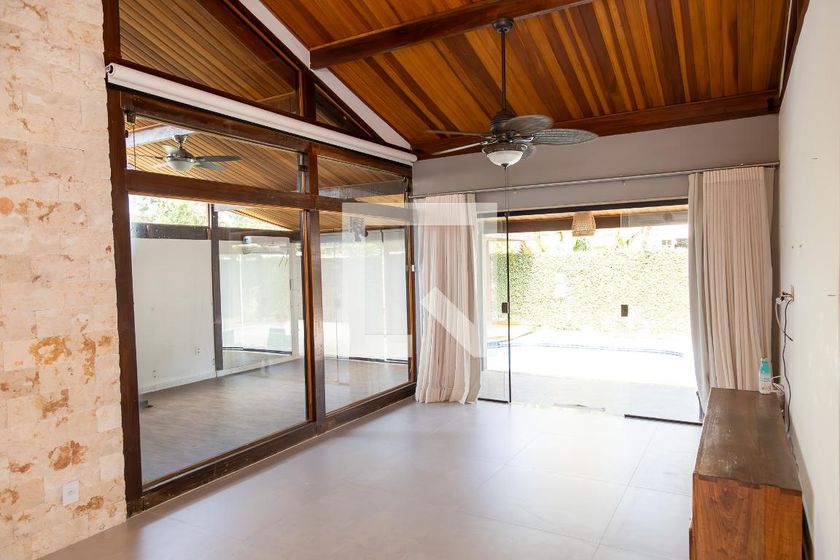 Casa, 3 quartos, 360 m² - Foto 1