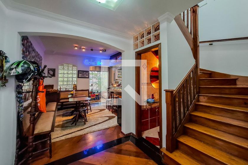 Casa, 4 quartos, 360 m² - Foto 1