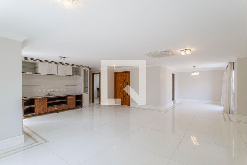 Apartamento, 3 quartos, 214 m² - Foto 1