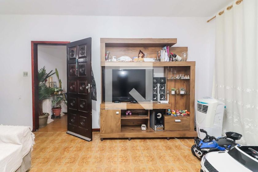 Casa, 4 quartos, 330 m² - Foto 4