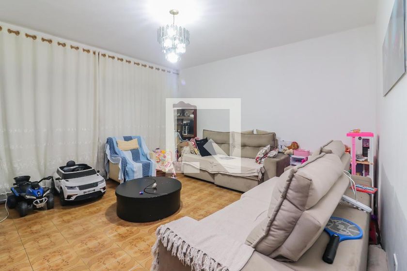 Casa, 4 quartos, 330 m² - Foto 1