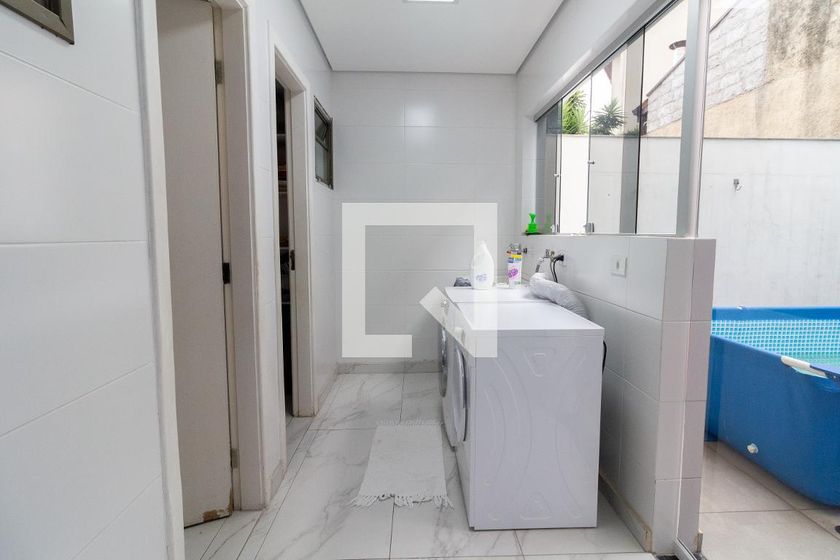Casa, 3 quartos, 220 m² - Foto 35