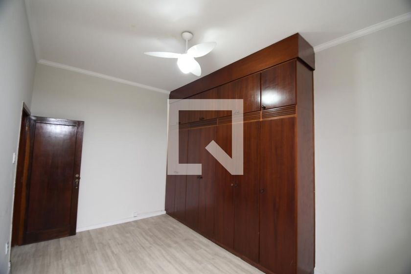 Casa à Venda - Taquaral, 3 Quartos,  208 m2 em , Campinas - sp | SoloBR