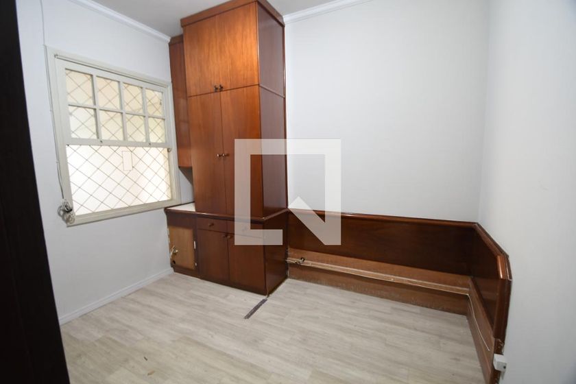 Casa à Venda - Taquaral, 3 Quartos,  208 m2 em , Campinas - sp | SoloBR