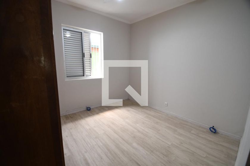 Casa à Venda - Taquaral, 3 Quartos,  208 m2 em , Campinas - sp | SoloBR