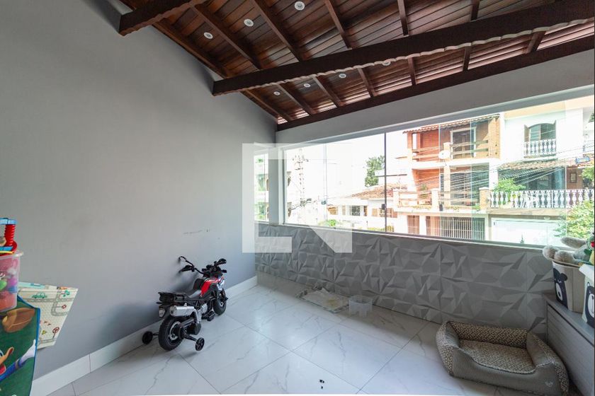Casa, 4 quartos, 300 m² - Foto 23