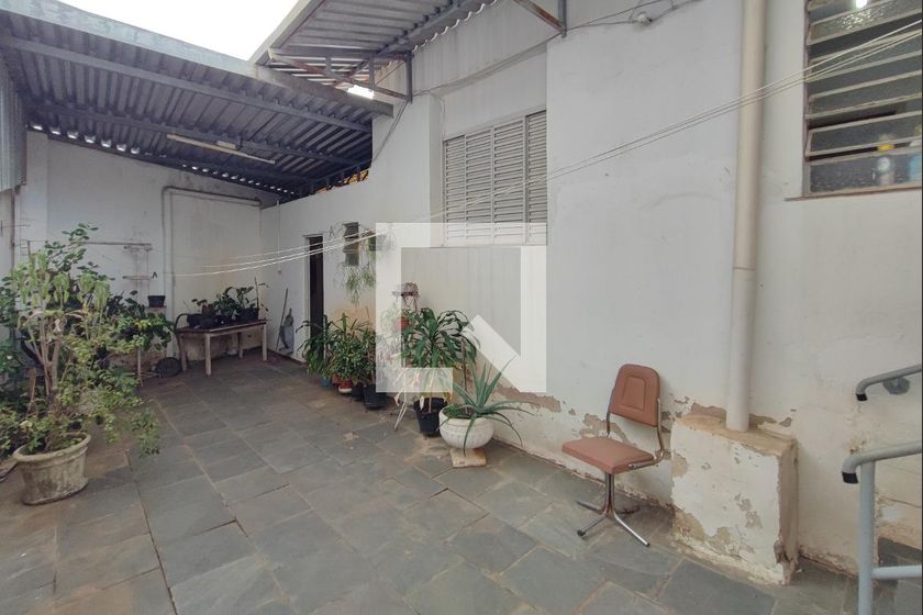 Casa à Venda - Guanabara, 3 Quartos,  280 m2 em , Campinas - sp | SoloBR