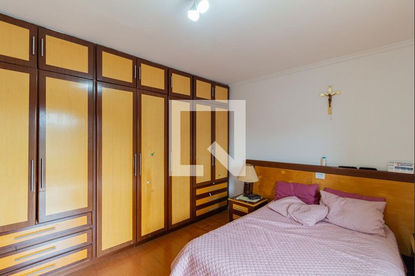 Casa, 3 quartos, 237 m² - Foto 35