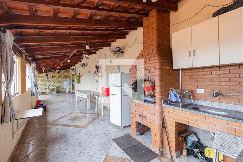 Casa, 3 quartos, 237 m² - Foto 1