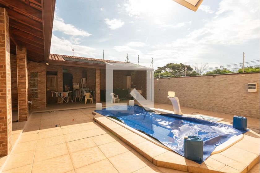 Casa à Venda - Jardim Chapadão, 3 Quartos,  270 m2 em , Campinas - sp | SoloBR