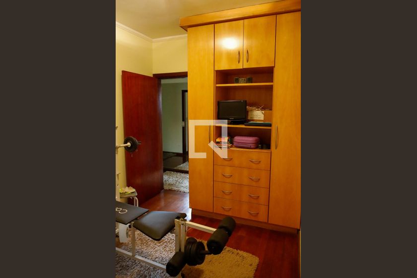 Casa, 4 quartos, 263 m² - Foto 47