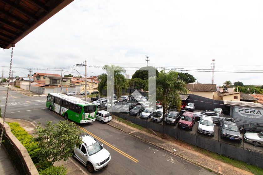 Casa à Venda - Jardim Santana, 5 Quartos,  450 m2 em , Campinas - sp | SoloBR