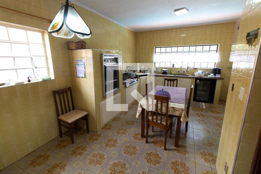 Casa à Venda - Jardim Santana, 5 Quartos,  450 m2 em , Campinas - sp | SoloBR