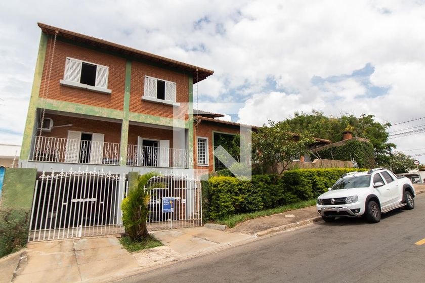 Casa à Venda - Jardim Santana, 5 Quartos,  450 m2 em , Campinas - sp | SoloBR