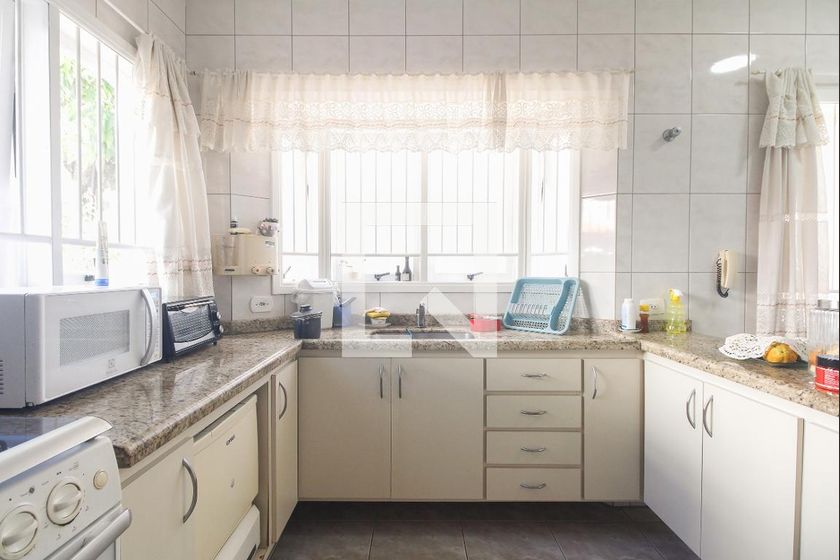 Casa, 3 quartos, 267 m² - Foto 47