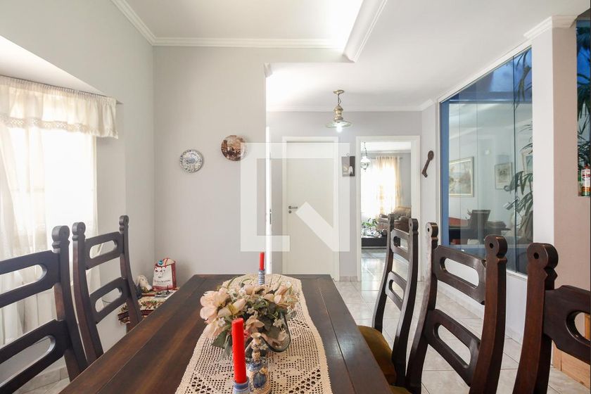 Casa, 3 quartos, 267 m² - Foto 9
