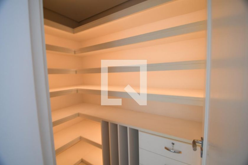 Apartamento à Venda - Cambuí, 6 Quartos,  500 m2 em , Campinas - sp | SoloBR