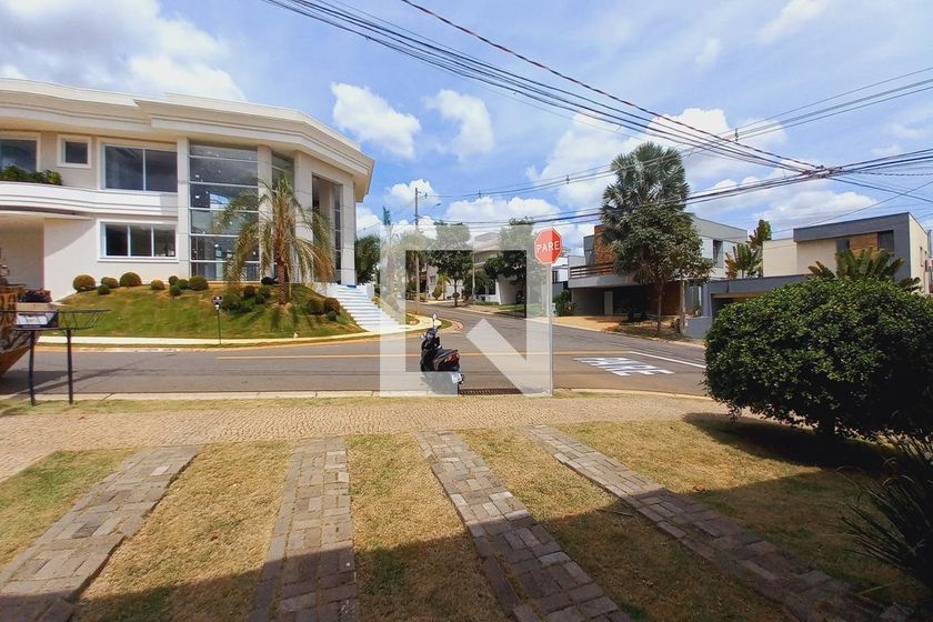 Casa à Venda - Swiss Park, 4 Quartos,  420 m2 em , Campinas - sp | SoloBR