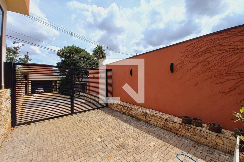 Casa à Venda - Swiss Park, 4 Quartos,  420 m2 em , Campinas - sp | SoloBR