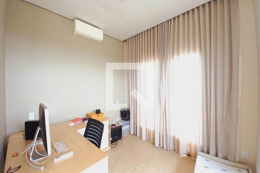 Casa à Venda - Swiss Park, 4 Quartos,  420 m2 em , Campinas - sp | SoloBR